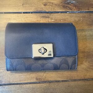 Coach Cassidy Medium Turnlock wallet Navy and BrownWallet with Silver Lock